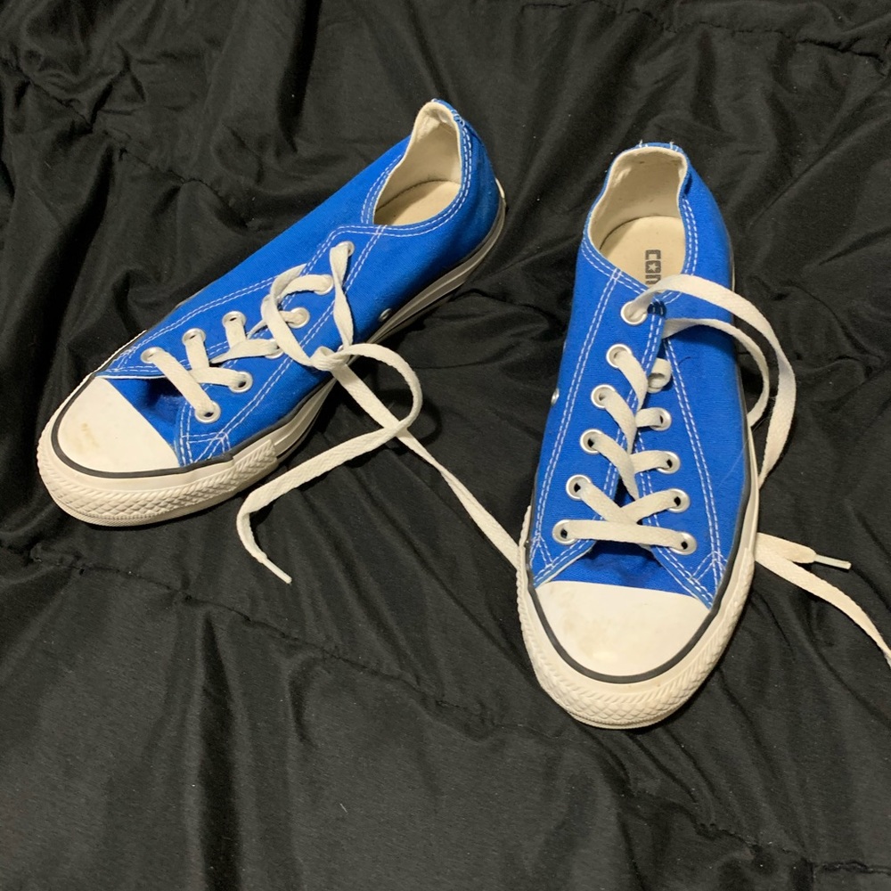 Blue converse
